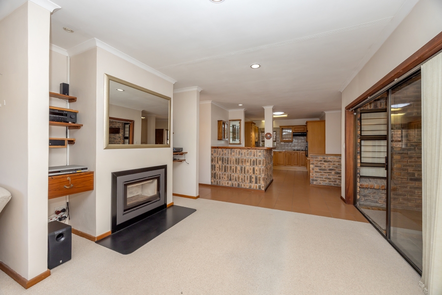 3 Bedroom Property for Sale in Protea Valley Western Cape